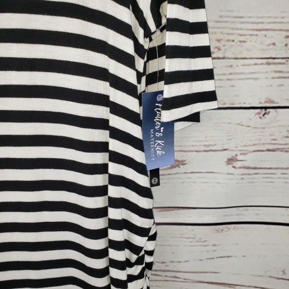 Flutter & Kick Appliqued Maternity Dress Large - Picture 5 of 7